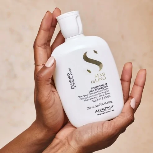 Alfaparf - Semi di Lino Diamond Illuminating Low Shampoo 250 ml | Coserty.com