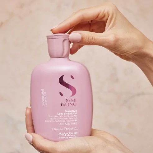Alfaparf - Semi di Lino Moisture Nutritive Low Shampoo 250 ml | Coserty.com