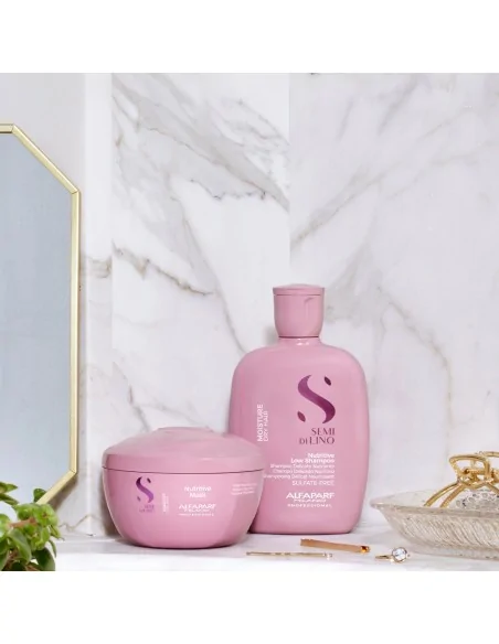 Alfaparf - Semi di Lino Moisture Nutritive Low Shampoo 250 ml | Coserty.com