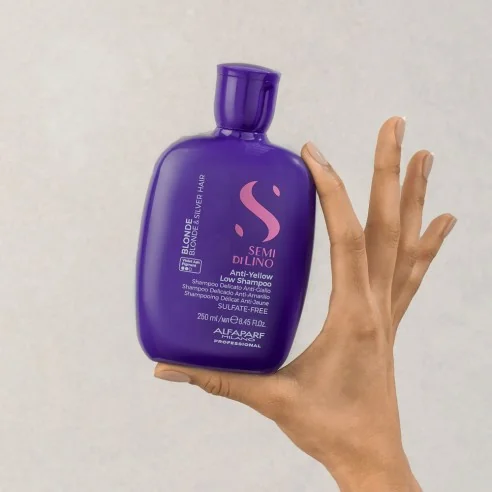 Alfaparf - Semi di Lino Blonde Anti-Yellow Low Champú 250 ml | Coserty.com