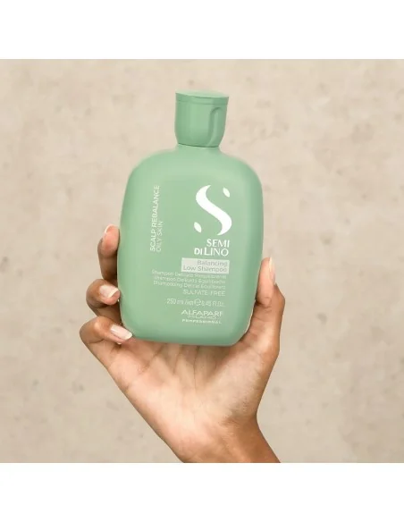 Alfaparf - Semi di Lino Scalp Rebalance Balancing Low Shampoo 250 ml | Coserty.com