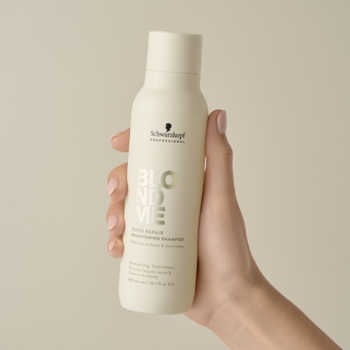 Schwarzkopf - BlondMe Bond Repair Brightening Shampoo 300 ml